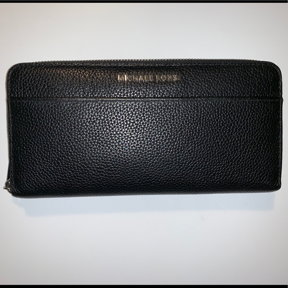 Michael Kors Continental Zip Around Wallet